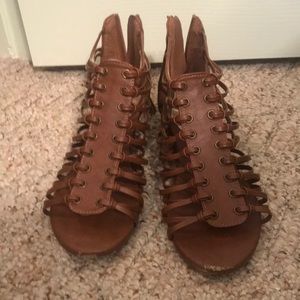 Rampage tan sandals